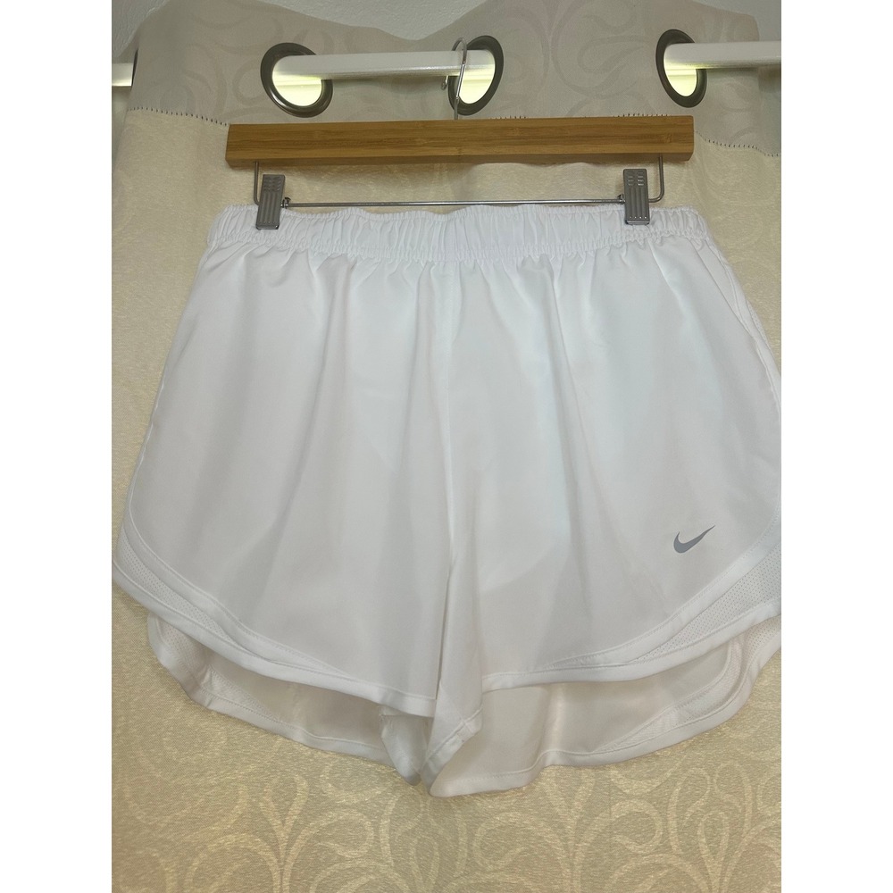 Nike Dri-FIT Women's White Tempo Running Shorts Size Large NWT